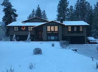 13111 W Shore Rd, Nine Mile Falls, WA 99026