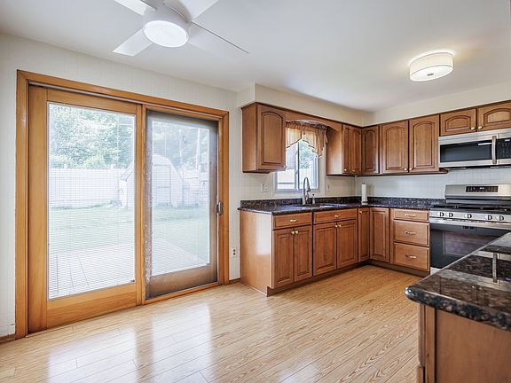 2nd image of 43 Keating Dr