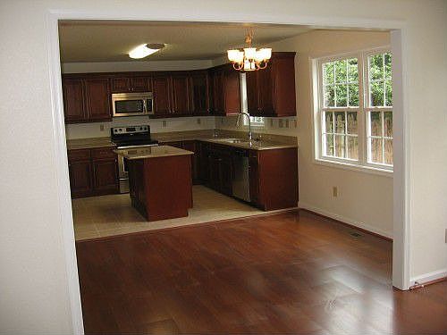 4th image of 1451 Alfred Ln