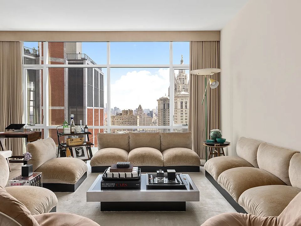 1st image of 121 Nassau St #25A