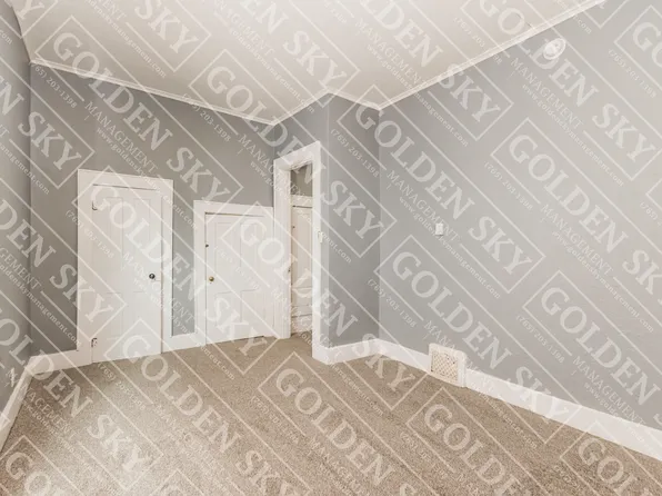 412 W Howard St, Muncie, IN 47305