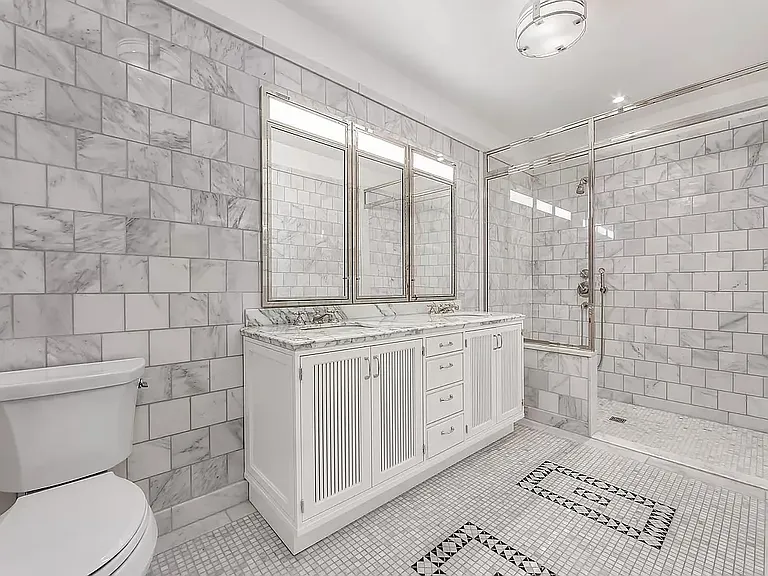 160 W 12th St #55 — Photo 5