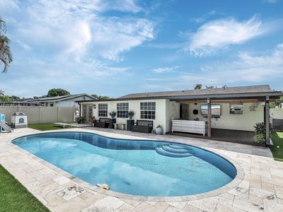 6821 NW 6th St, Margate, FL, 33063