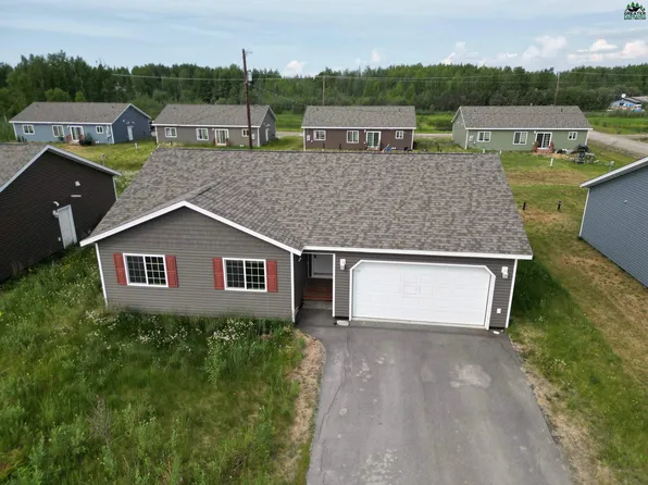 1611 Bronco Ln, North Pole, AK 99705