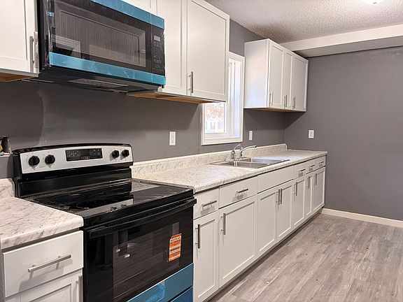2nd image of 15 Osage Ave #17