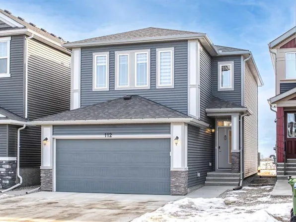 112 W Creekstone Lndg SW, Calgary, AB T2X 5E7