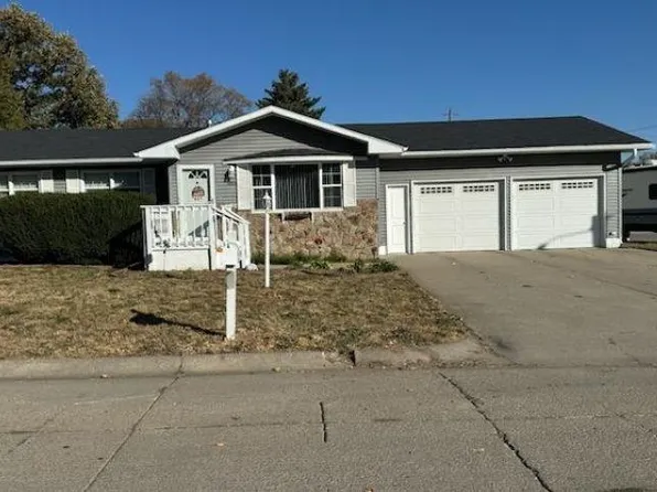 1002 Ann Ave, Norfolk, NE 68701
