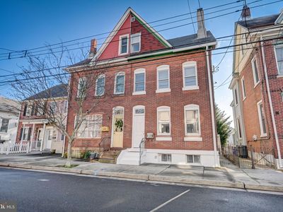 242 Wood St, Bristol, PA, 19007