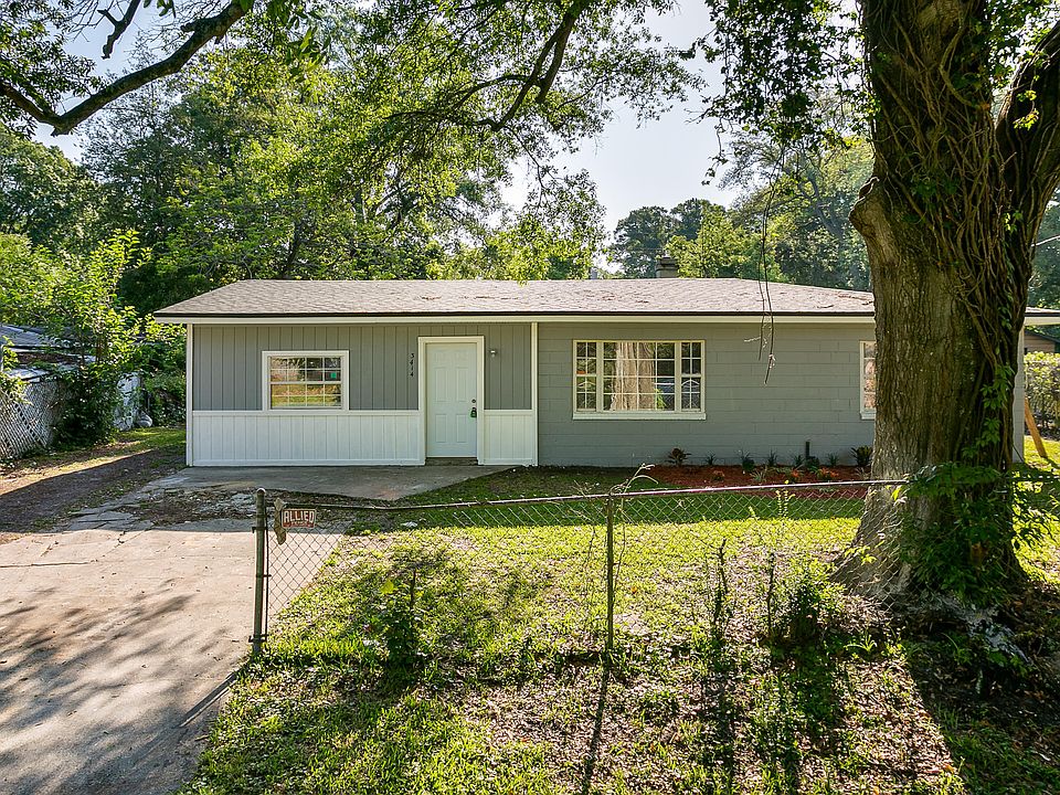 1st image of 3414 Brookhaven Dr