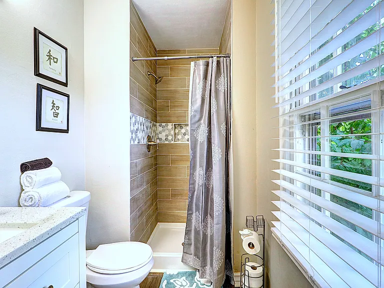 213 High Creek Dr — Photo 11