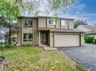 3845 Wheatlands Rd, Sylvania, OH 43560