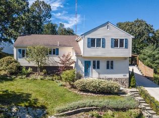 121 Reservoir St, Needham, MA 02494