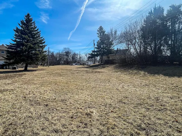 1921 East BOLIVAR AVENUE, Saint Francis, WI 53235