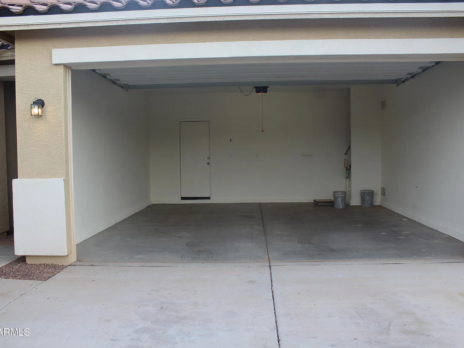 4 bed, 2.0 bath, 1797 sqft, $1,899 — Photo 3