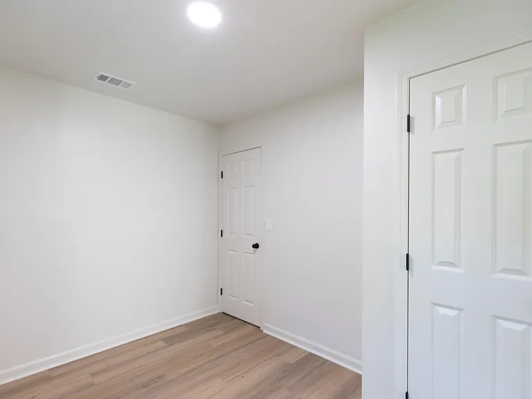 303 Colony Springs Ct — Photo 31