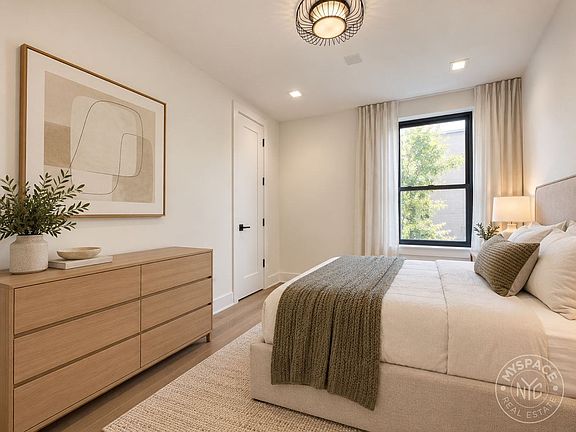 4th image of 334 Evergreen Ave #3F