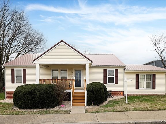 2nd image of 409 E Pilkington St