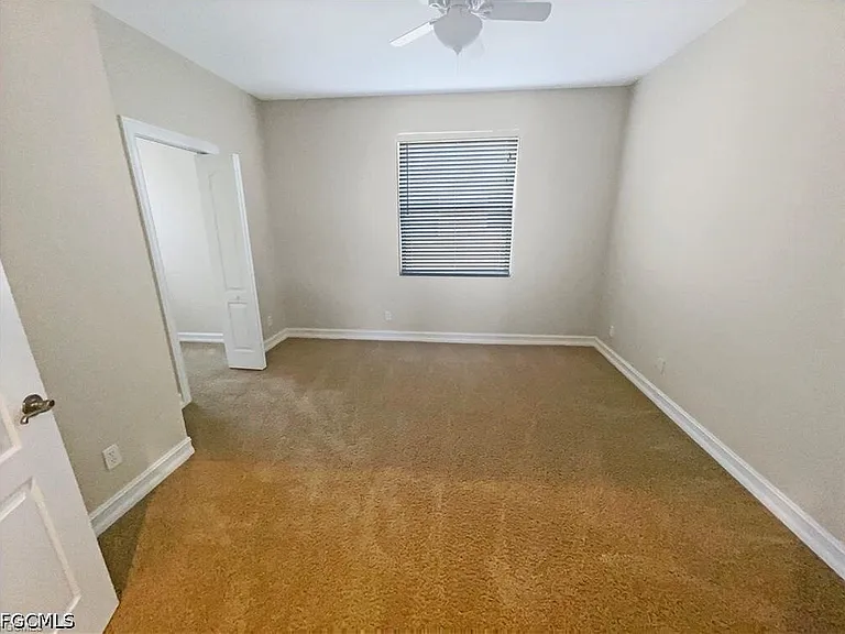 10257 Silver Palm Dr — Photo 16
