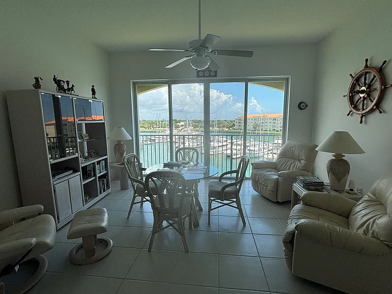 15 Harbour Isle Dr W #Penthouse 05 — Photo 10
