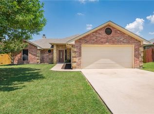 506 Sweetwater Dr, Weatherford, TX 76085