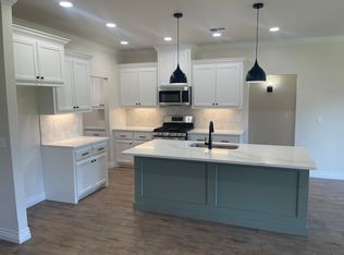 801 Sheryl Ln, Altus, OK 73521