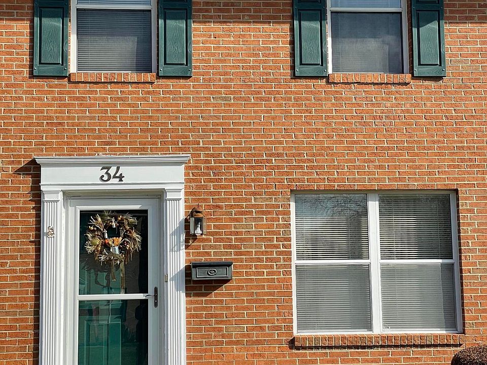 1st image of 34 Gabriel St #34