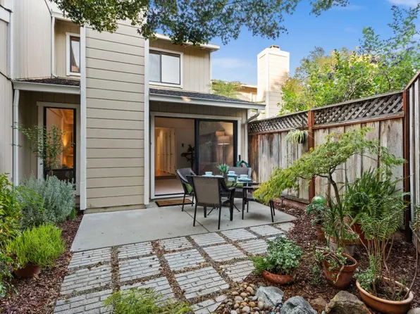 207 Saratoga Ct, Santa Clara, CA 95050