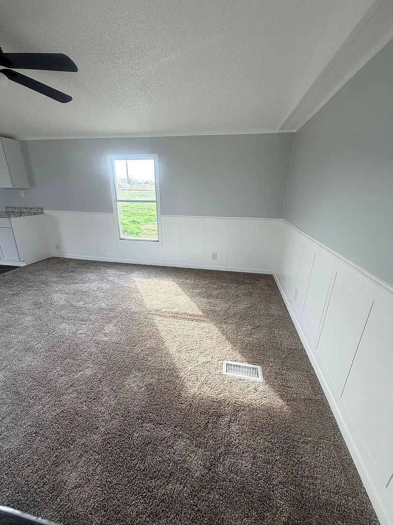 Cypress Break Mobile Home Rental Available Now — Photo 3