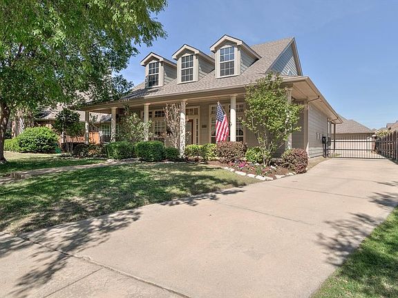 3rd image of 2533 Sir Percival Ln