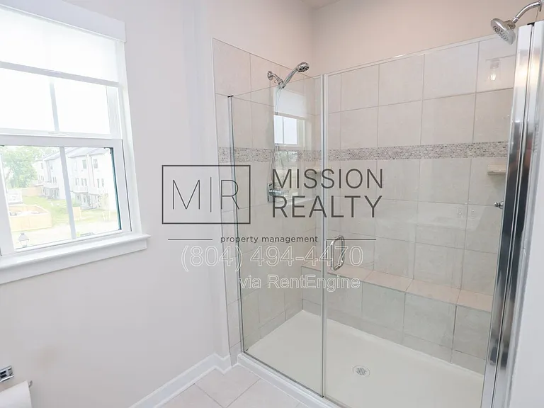 2100 Tobacco Mill St — Photo 18