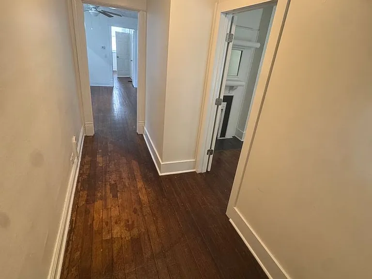 1431 S Floyd St — Photo 17