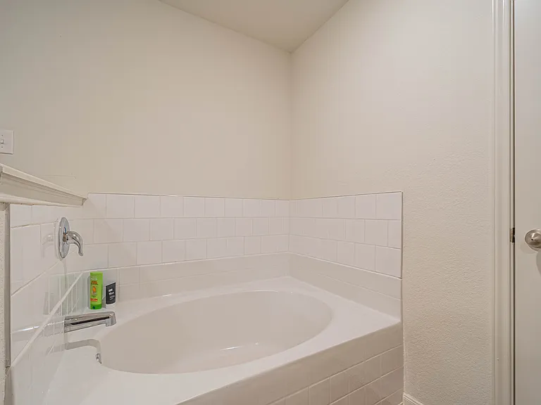 7216 Jebson Pass — Photo 11