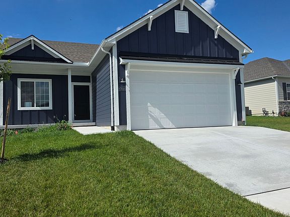 2nd image of 27010 E Dogwood Ln