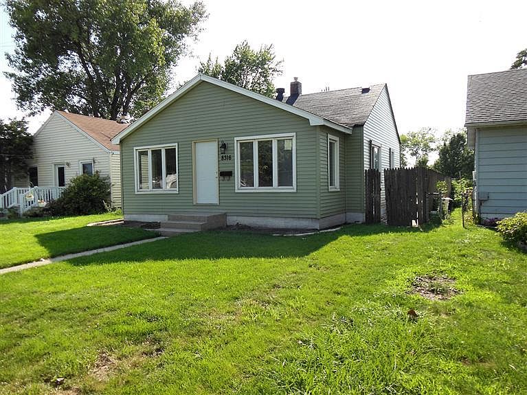 1st image of 8316 Gordon Dr