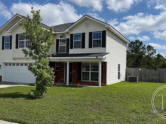 3rd image of 150 Grandview Dr