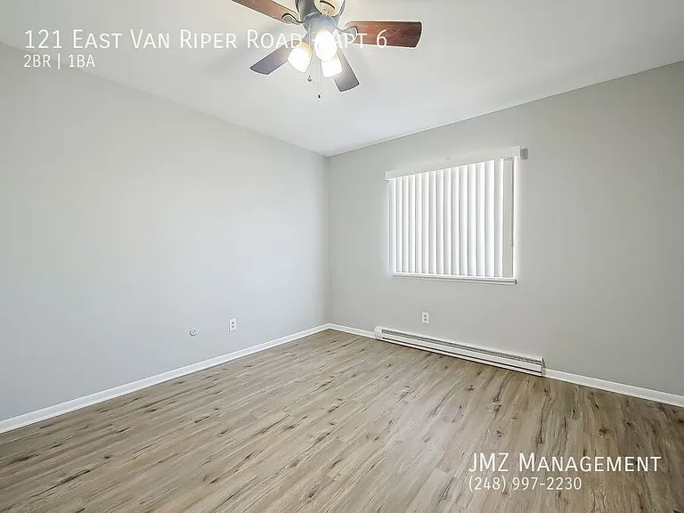 121 E Van Riper Rd #6 — Photo 9