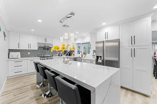 19251 Worchester Ln Photo 1