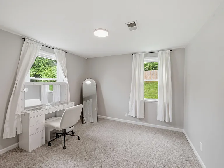 3223 Panorama Dr — Photo 15