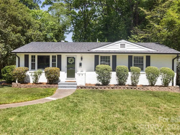 219 Seneca Pl, Charlotte, NC 28210