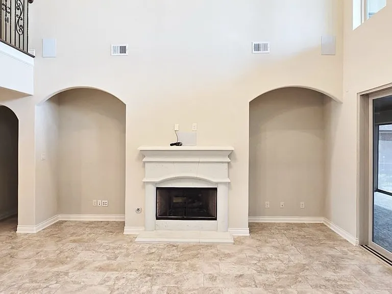 127 Bridgewater #7 — Photo 9