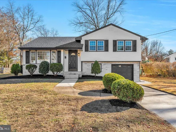 51 Holly Dr, Woodbury, NJ 08096
