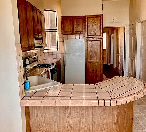 2nd image of 24-26 Valparaiso St #24