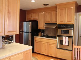 2014 S 88th St, Omaha, NE 68124