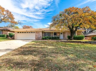 4203 Pleasant Hill Dr, Arlington, TX 76016