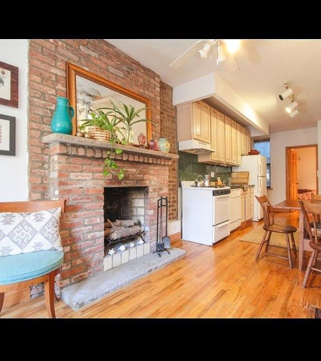 2nd image of 66 Saint James Pl APT 4LR
