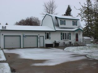 401 3rd Ave E, Ada, MN 56510