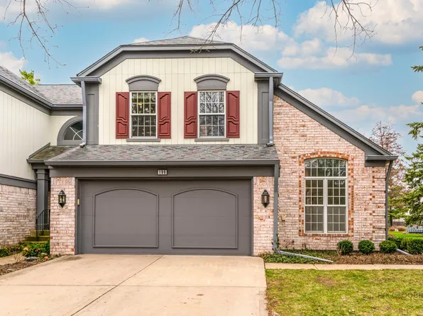 199 W Fox Hill Dr, Buffalo Grove, IL 60089