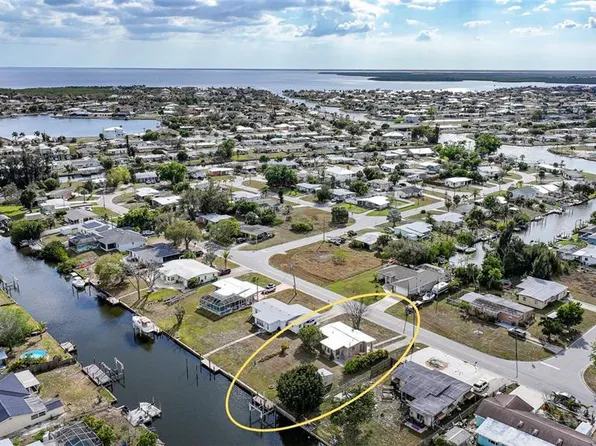 731 Palmetto Dr NE, Port Charlotte, FL 33952