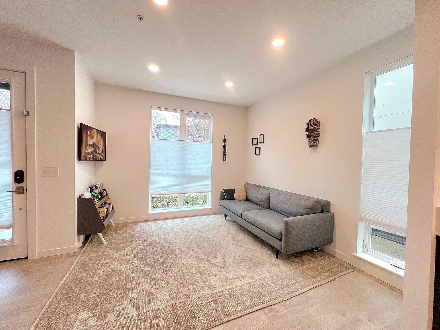 8561 Mary Ave NW — Photo 4