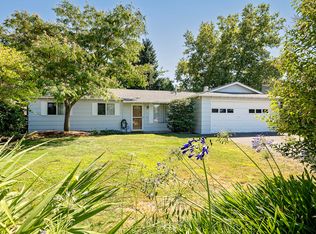 1888 Alcan Dr, Medford, OR 97504